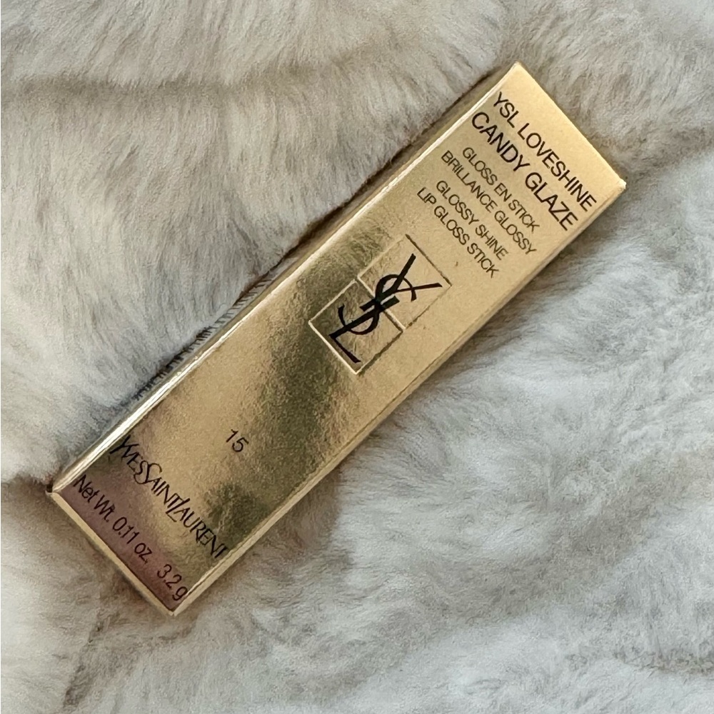 Yves Saint Laurent Love Shine Candy Glaze in Showcasing Nude